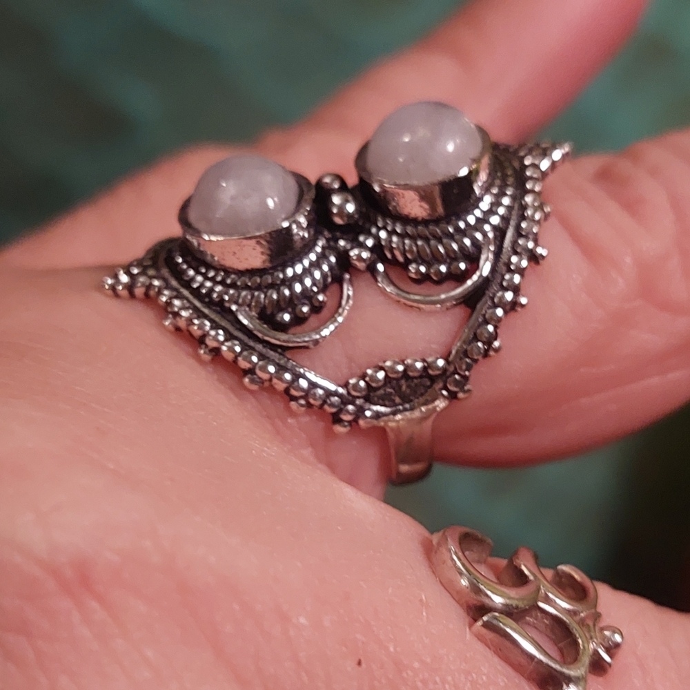 Double Moonstone Vintage Style Ring Size 7 - Picture 3 of 4